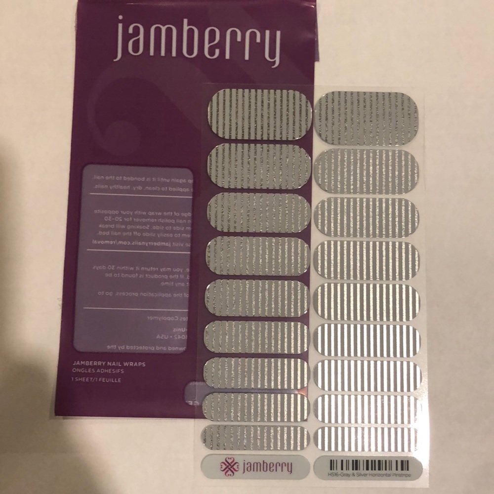 NWT Jamberry nail wraps Gray & Silver Pinstripe